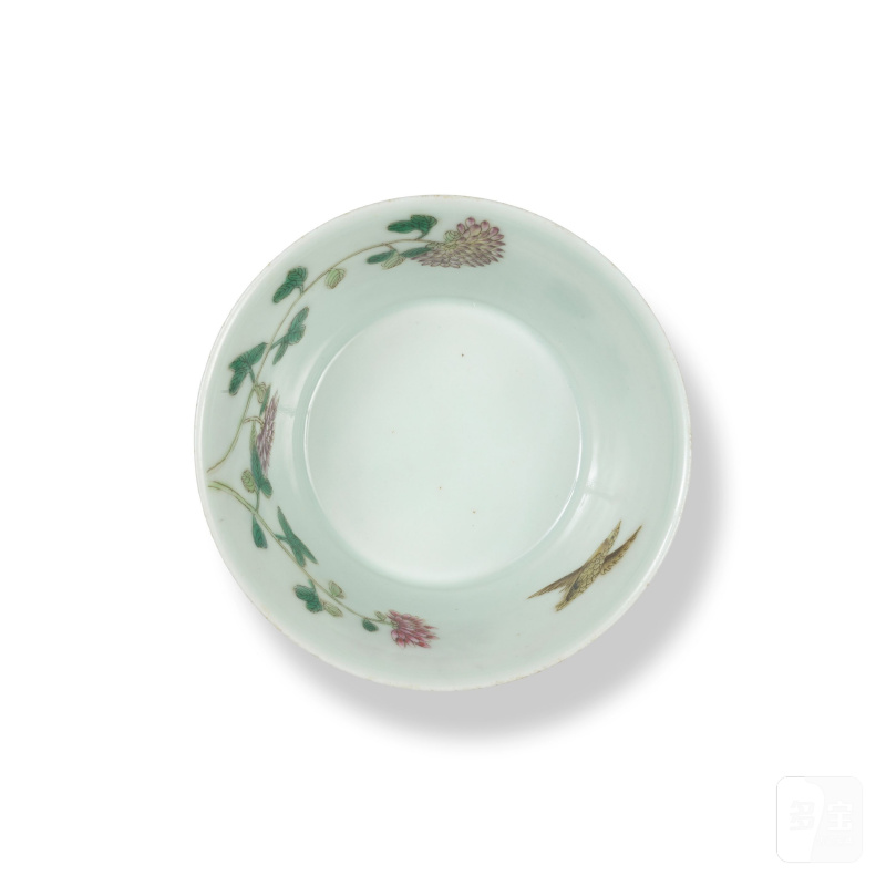 洪憲 粉彩菊花紋盃一對 「洪憲年製」款 | PAIRE DE COUPES EN PORCELAINE DE LA FAMILLE ROSE - 图9